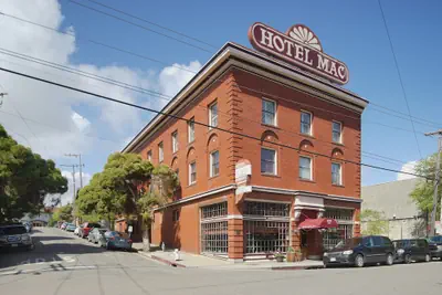 Photo 2 - Hotel Mac