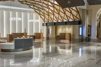 Photo 5 - Omni Louisville Hotel