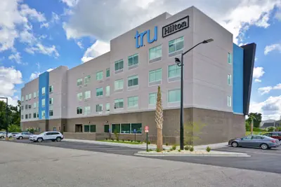 Photo 2 - Tru by Hilton Sumter