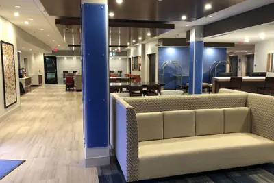 Photo 3 - Holiday Inn Express & Suites Racine by IHG