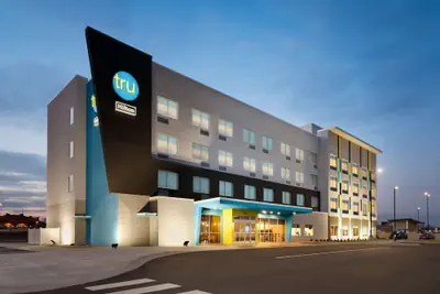 Photo 2 - Tru by Hilton Cedar Rapids Westdale