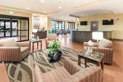 Photo 4 - Sleep Inn & Suites Hurricane Zion Park Area