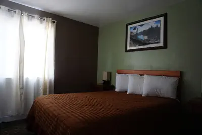 Photo 5 - A&A Lake Tahoe Inn