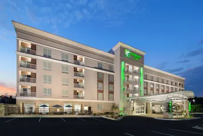 Photo 2 - Holiday Inn & Suites Arden - Asheville Airport by IHG