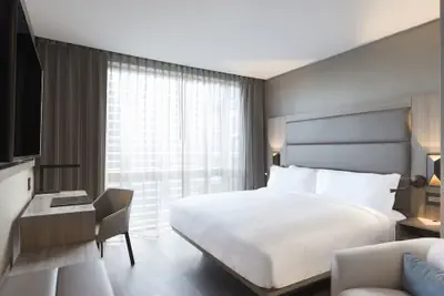 Photo 5 - AC Hotel by Marriott Boston Cleveland Circle