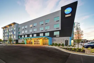 Photo 2 - Tru by Hilton Salt Lake City Airport