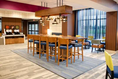 Photo 3 - Hampton Inn Lebanon