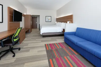 Photo 4 - Holiday Inn Express & Suites Dallas NW HWY - Love Field by IHG