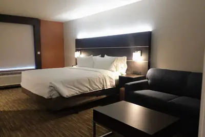 Photo 5 - Holiday Inn Express & Suites Colorado Springs AFA Northgate by IHG