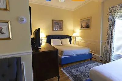Photo 3 - Bellevue House
