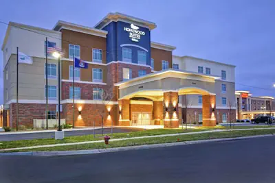 Photo 2 - Homewood Suites by Hilton Detroit