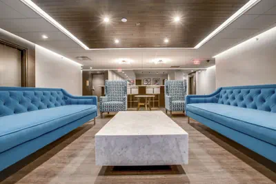 Photo 5 - Etage Executive Living