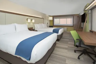 Photo 3 - Holiday Inn Express & Suites Hammond by IHG