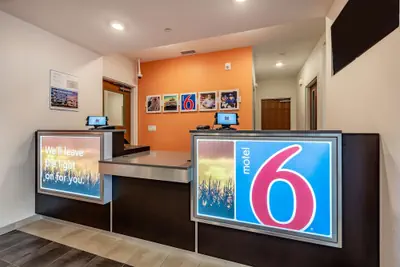 Photo 4 - Motel 6 Mankato, MN