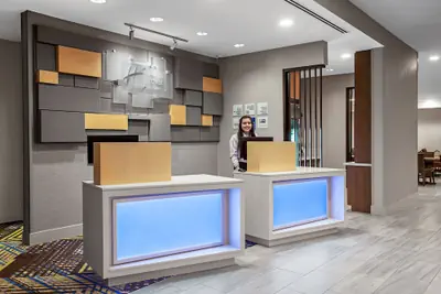 Photo 3 - Holiday Inn Express & Suites Lubbock Central - Univ Area by IHG