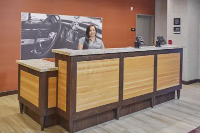 Photo 5 - Hampton Inn & Suites Roseburg