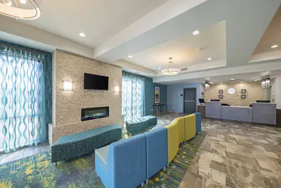 Photo 3 - Comfort Inn & Suites Oklahoma City near Bricktown