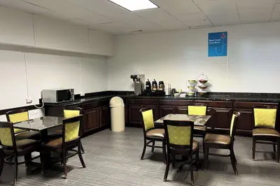 Photo 4 - Studio 6 Suites Clarion, PA