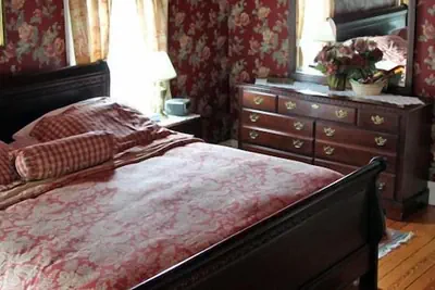 Photo 3 - Springside Inn