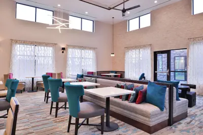 Photo 4 - Homewood Suites by Hilton Des Moines Airport