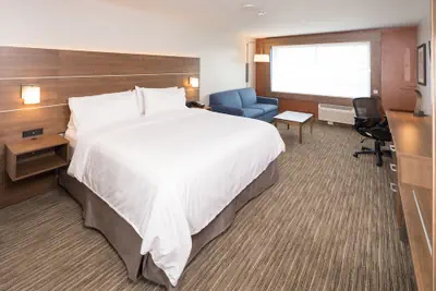 Photo 5 - Holiday Inn Express and Suites Kalamazoo West by IHG