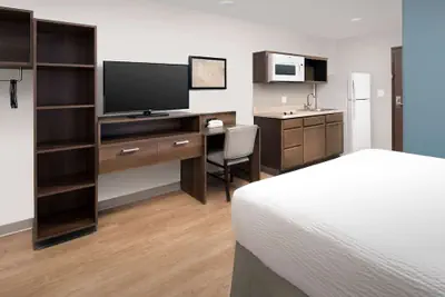 Photo 5 - WoodSpring Suites Chicago Tinley Park