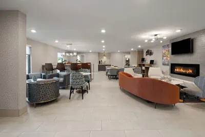 Photo 5 - La Quinta Inn & Suites by Wyndham Greenville Woodruff Rd.
