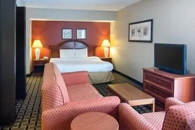 Photo 3 - Extended Studio Suite Hotel