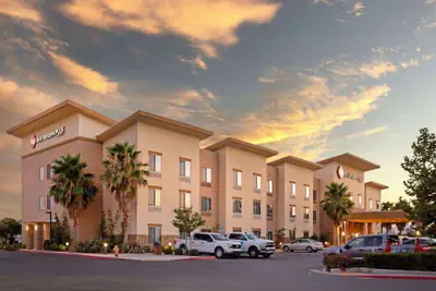 Photo 2 - Best Western Plus Coalinga Inn