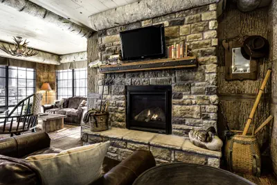 Photo 3 - Bass Pro Shops Angler's Lodge