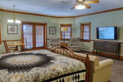 Photo 4 - Carlisle Inn Walnut Creek