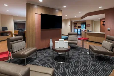 Photo 3 - TownePlace Suites by Marriott Hays