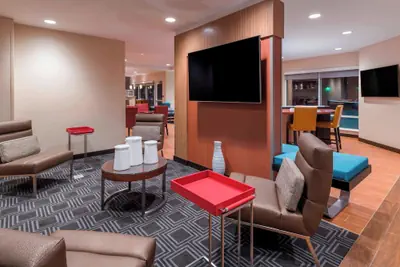 Photo 4 - TownePlace Suites by Marriott Hays
