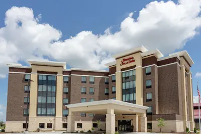 Photo 2 - Hampton Inn & Suites Burlington