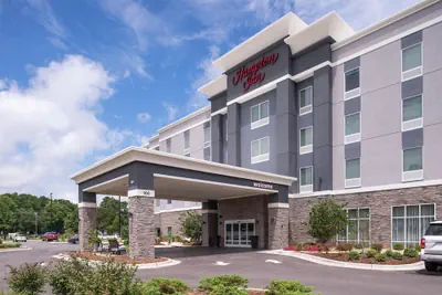 Photo 2 - Hampton Inn Benson