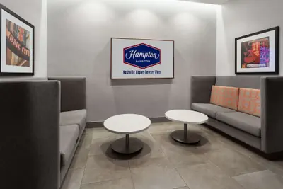 Photo 4 - Hampton Inn Nashville Airport Century Place, TN