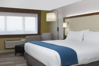 Photo 2 - Holiday Inn Express & Suites - South Bend Casino  by IHG