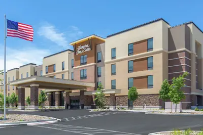 Photo 2 - Hampton Inn & Suites Reno/Sparks