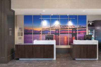 Photo 3 - Courtyard by Marriott Baton Rouge Downtown