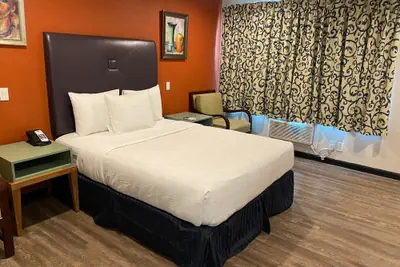 Photo 4 - Motel 6 Ridgecrest, CA - China Lake