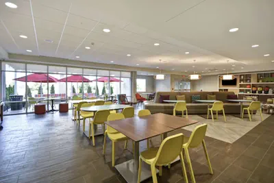 Photo 4 - Home2 Suites by Hilton Queensbury Lake George