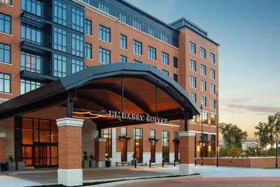 Photo 2 - Embassy Suites by Hilton South Bend at Notre Dame