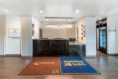 Photo 2 - Sleep Inn & Suites Denver International Airport