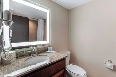 Photo 5 - MainStay Suites Denver International Airport