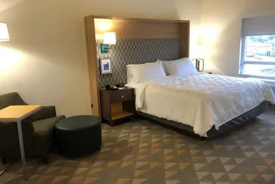 Photo 4 - Holiday Inn & Suites Memphis Southeast-Germantown by IHG
