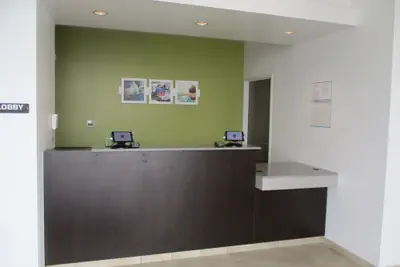 Photo 5 - Studio 6 Mccarran, NV - Sparks - Tahoe - Reno Industrial Center