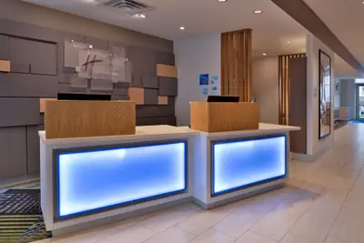 Photo 5 - Holiday Inn Express & Suites Marshalltown by IHG