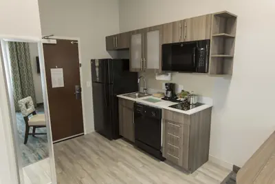 Photo 2 - Candlewood Suites McDonough by IHG