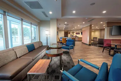 Photo 2 - TownePlace Suites Toledo Oregon