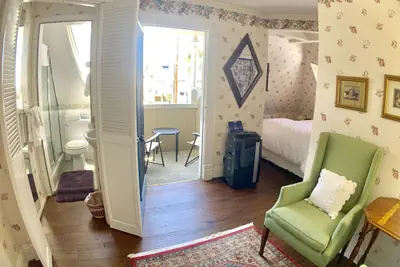 Photo 5 - Bath Street Inn